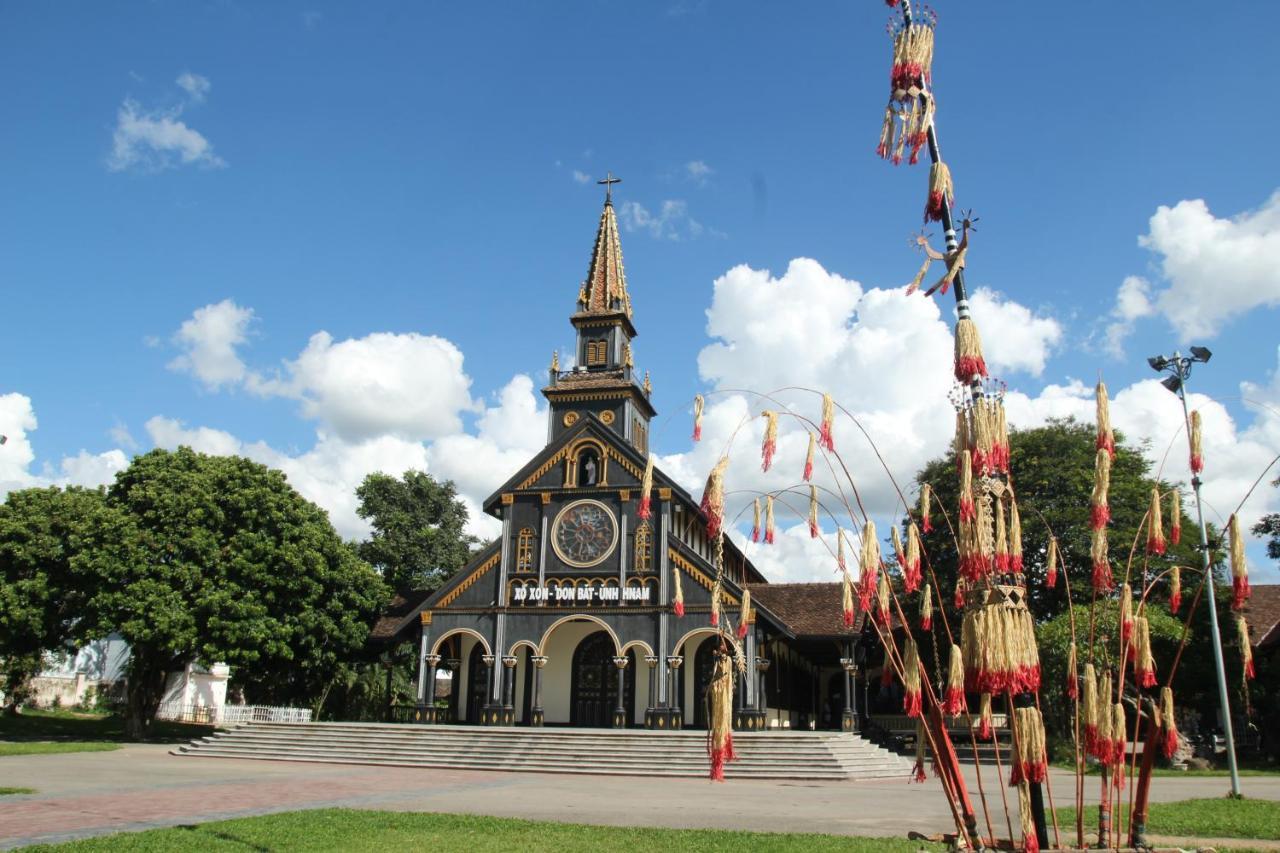 Kontum Home Sweet Homestay Kon Tum Buitenkant foto